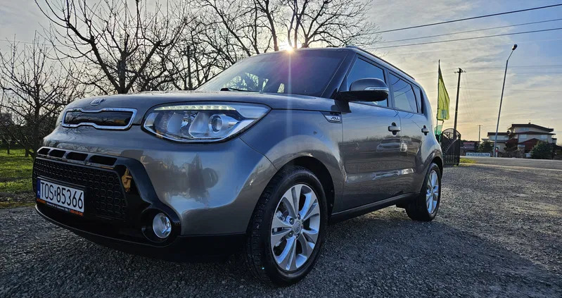 świętokrzyskie Kia Soul cena 39700 przebieg: 189000, rok produkcji 2014 z Wojkowice